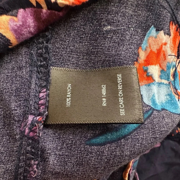 Torrid Fit and Flare Challis Button Down Top - Picture 6 of 6